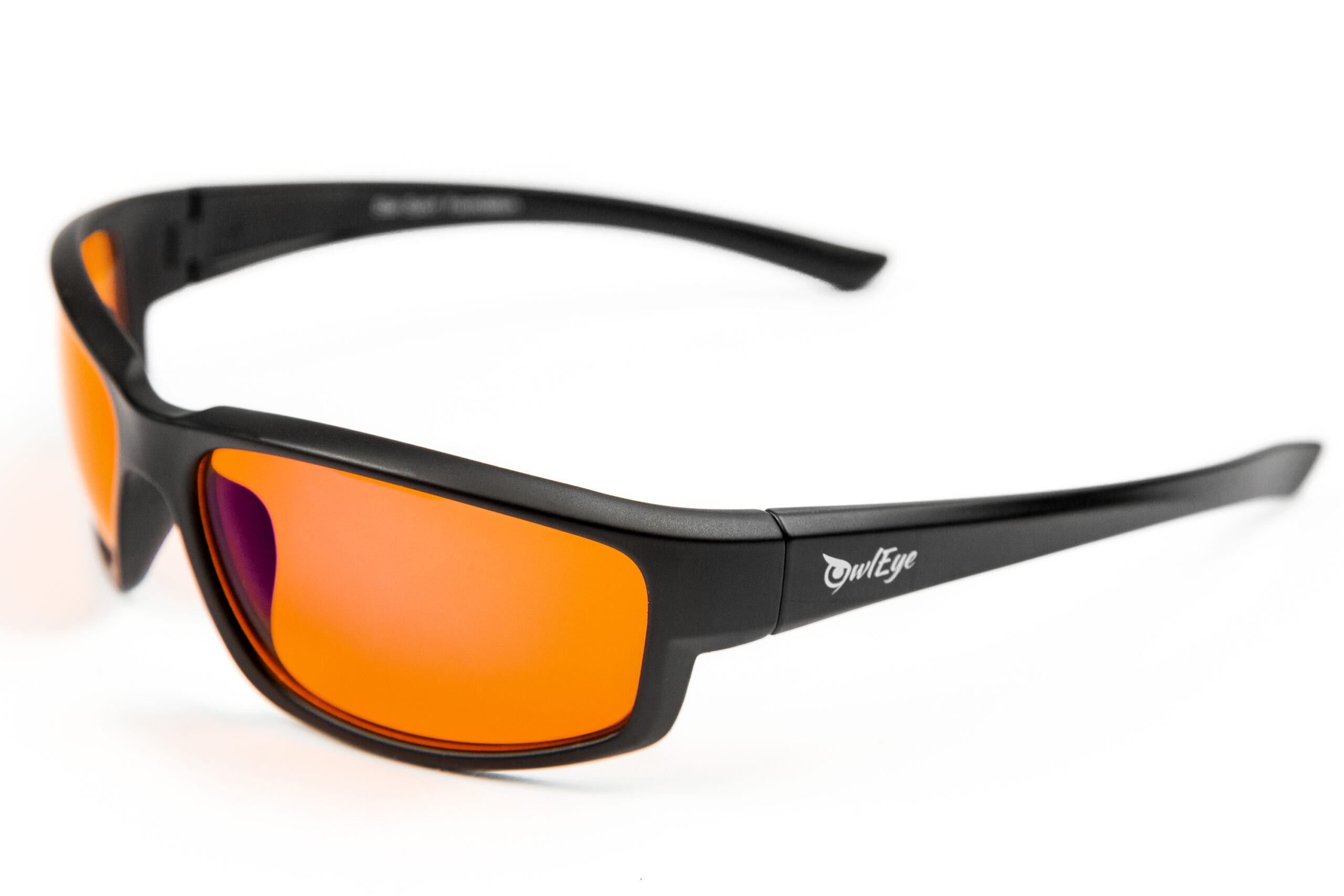 owleye.pl-okulary-z-filtrem-swiatla-niebieskiego-owleye-model-activsport-100-ochrony-owleye-active-blokowanie-100-scaled (1)